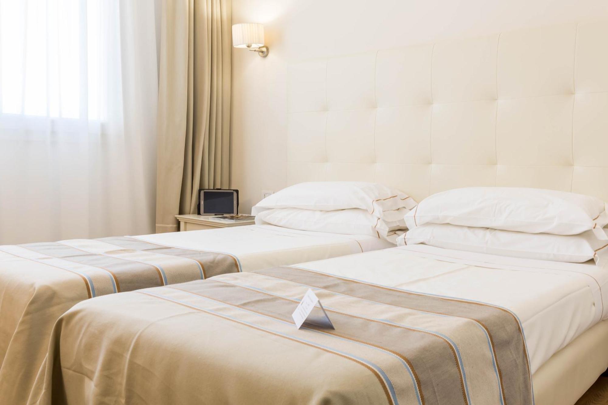 Hotel Catalunya Alghero Ruang foto